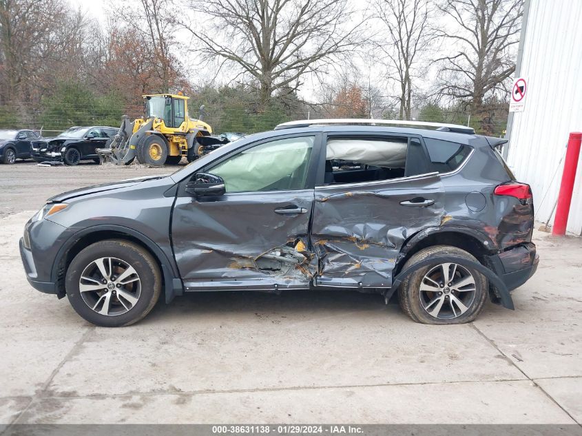 2017 Toyota Rav4 Xle VIN: JTMRFREV0HJ715865 Lot: 38631138