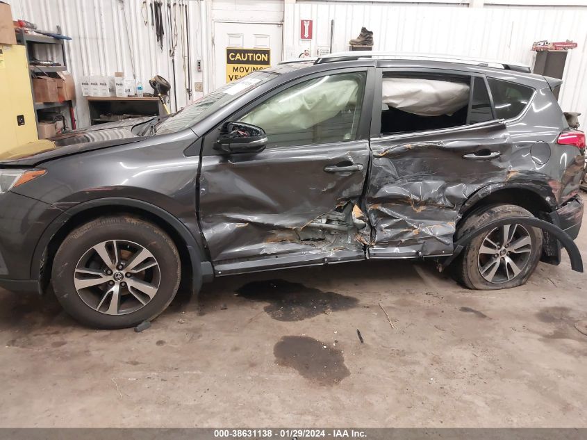 2017 Toyota Rav4 Xle VIN: JTMRFREV0HJ715865 Lot: 38631138