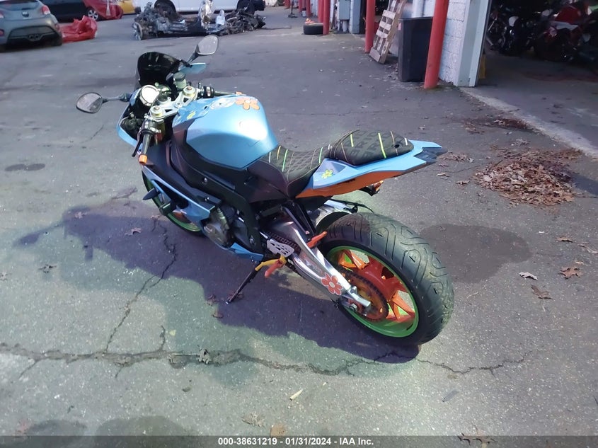 2010 BMW S 1000 RR - WB1051708AZV40199