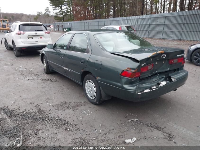 1999 Toyota Camry Le VIN: 4T1BG22K6XU611776 Lot: 38631420