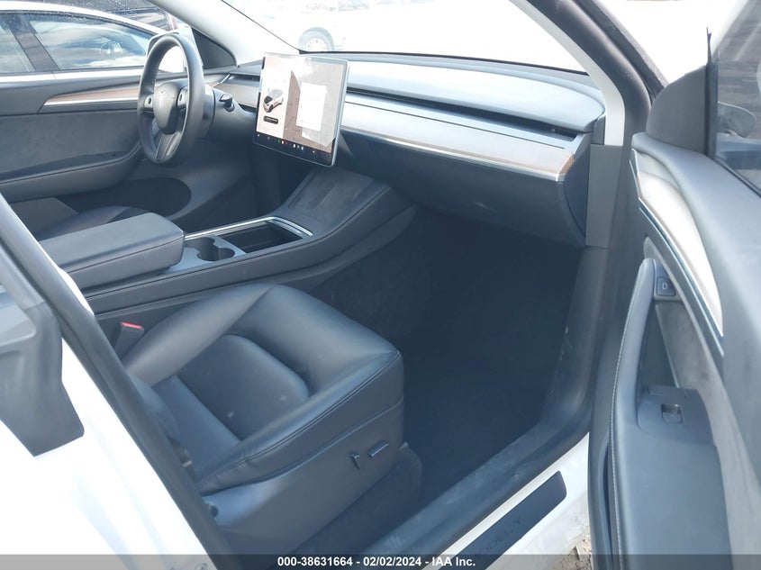 VIN 7SAYGDEE1PA027892 2023 TESLA MODEL Y AWD/LONG RANGE DUAL MOTOR ALL-WHEEL DRIVE
