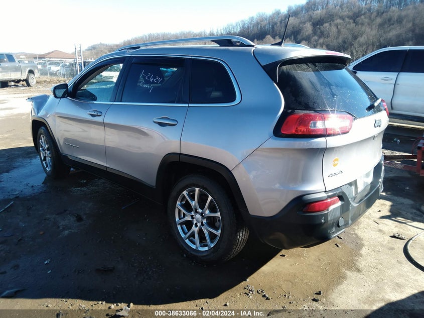 VIN 1C4PJMLB2JD617622 2018 JEEP CHEROKEE LATITUDE PLUS 4X4