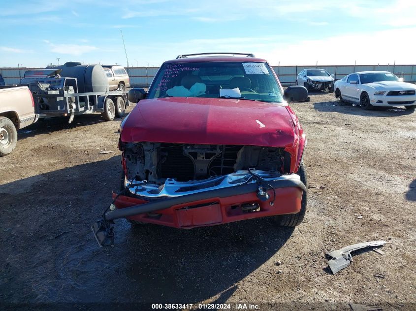 2000 Chevrolet Blazer Lt VIN: 1GNDT13W9Y2381899 Lot: 38633417