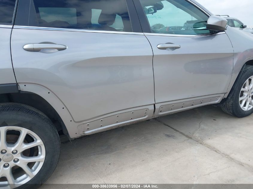 2018 Jeep Cherokee Latitude Fwd VIN: 1C4PJLCBXJD519240 Lot: 39773139