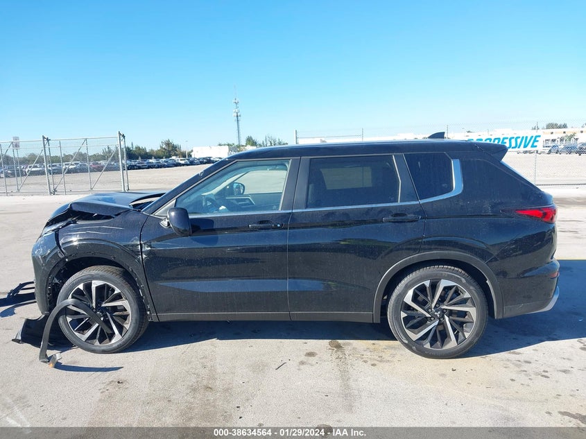 2024 Mitsubishi Outlander Se 2.5 2Wd/Se Black Edition S-Awc VIN: JA4J3VA85RZ003430 Lot: 38634564