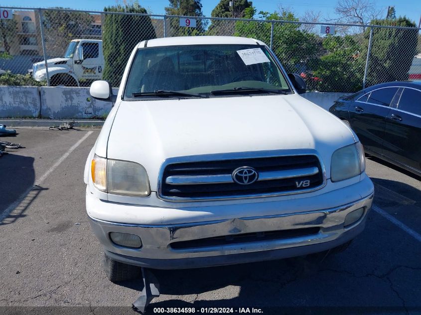 2000 Toyota Tundra Ltd V8 VIN: 5TBBT4816YS099767 Lot: 38634598