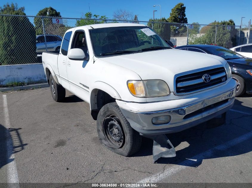 2000 Toyota Tundra Ltd V8 VIN: 5TBBT4816YS099767 Lot: 38634598