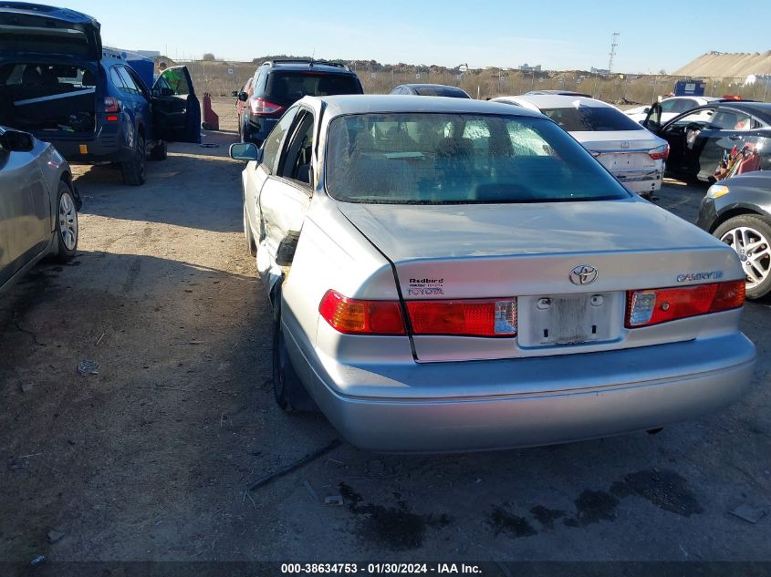 2000 Toyota Camry Le VIN: JT2BG22K9Y0462852 Lot: 38634753