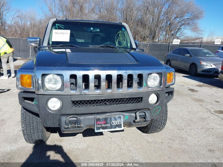 2009 Hummer H3T VIN: 5GNEN13E998126196 Lot: 38635829