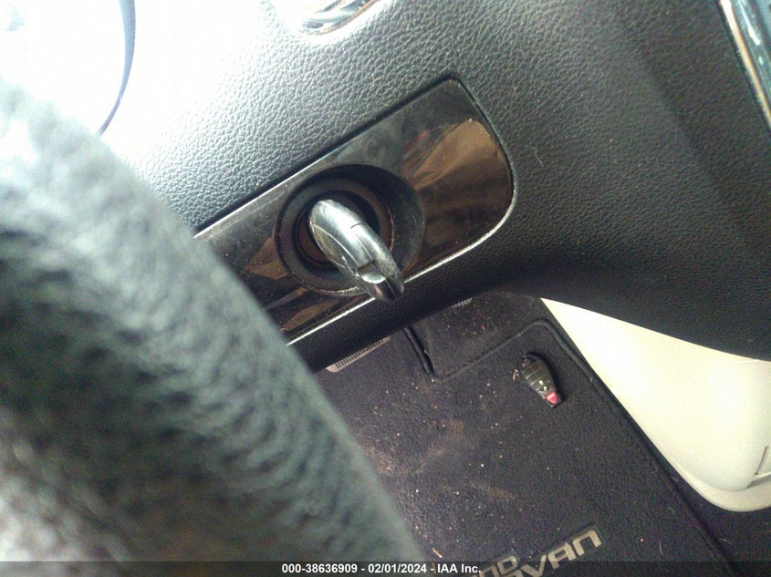 2013 Dodge Grand Caravan Sxt VIN: 2C4RDGCG8DR524246 Lot: 38636909