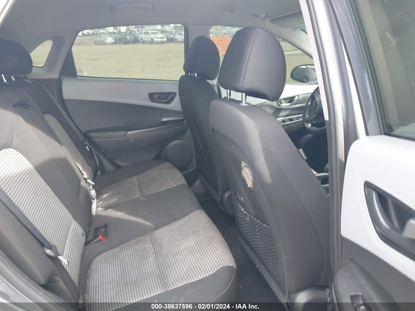 VIN KM8K1CAA6MU735333 2021 HYUNDAI KONA SE