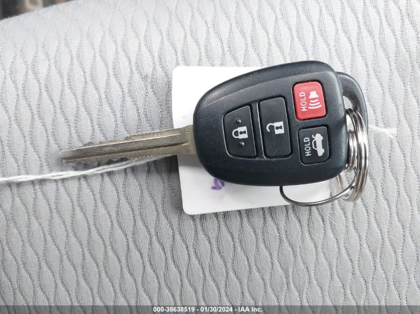 2T1BURHE0JC042578 2018 Toyota Corolla Le