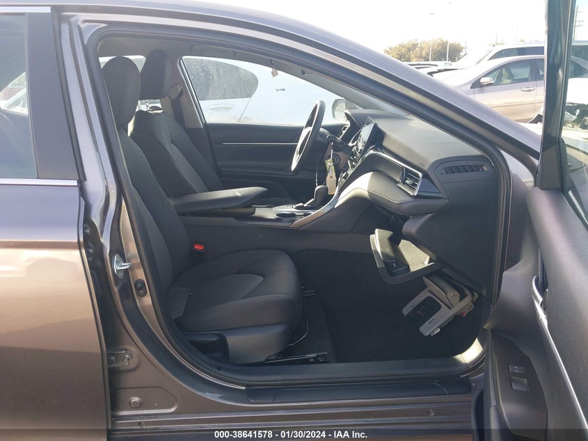 4T1C11AK3PU084927 2023 Toyota Camry Le