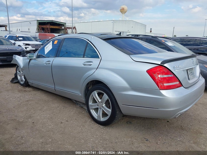 2011 Mercedes-Benz S 550 4Matic VIN: WDDNG8GB6BA406990 Lot: 38641741