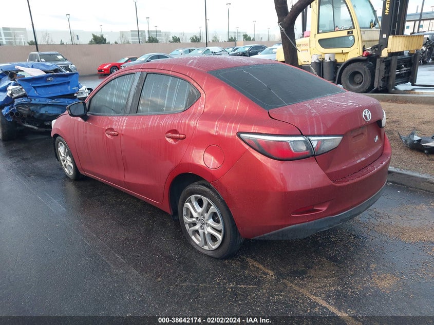 VIN 3MYDLBYV5JY309105 2018 TOYOTA YARIS IA