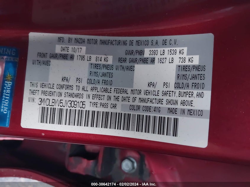 VIN 3MYDLBYV5JY309105 2018 TOYOTA YARIS IA
