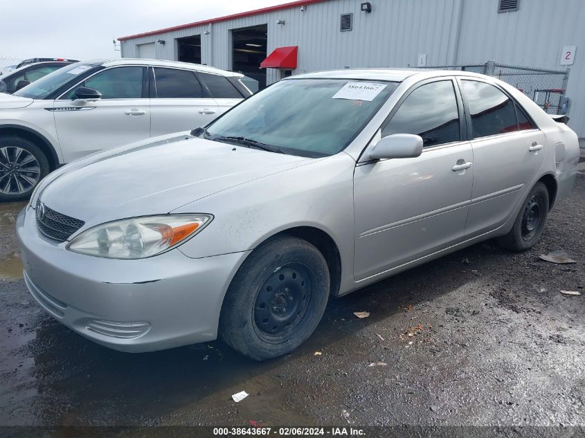 4T1BE32K84U812229 2004 Toyota Camry Le