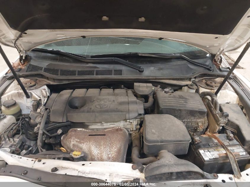 4T1BF3EK9BU737868 2011 Toyota Camry Se