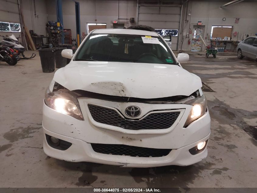 4T1BF3EK9BU737868 2011 Toyota Camry Se
