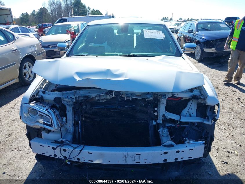 2C3CCAEG0KH689590 2019 Chrysler 300 Limited