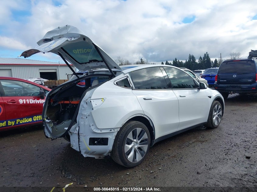 VIN 5YJYGDEE2MF202372 2021 TESLA MODEL Y LONG RANGE DUAL MOTOR ALL-WHEEL DRIVE