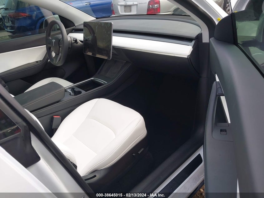 VIN 5YJYGDEE2MF202372 2021 TESLA MODEL Y LONG RANGE DUAL MOTOR ALL-WHEEL DRIVE