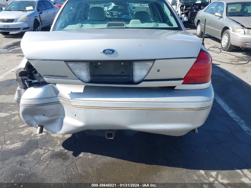 2005 Ford Crown Victoria Lx/Lx Sport VIN: 2FAHP74W15X130549 Lot: 38645021