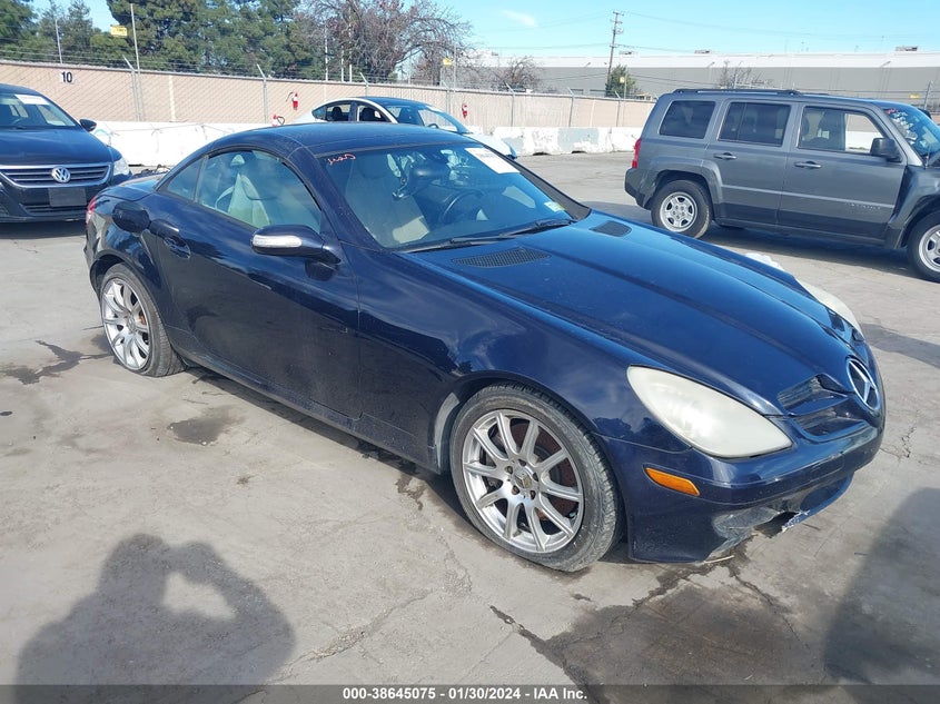 2005 Mercedes-Benz Slk 350 VIN: WDBWK56F25F052441 Lot: 38645075