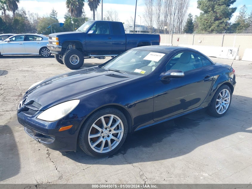 2005 Mercedes-Benz Slk 350 VIN: WDBWK56F25F052441 Lot: 38645075