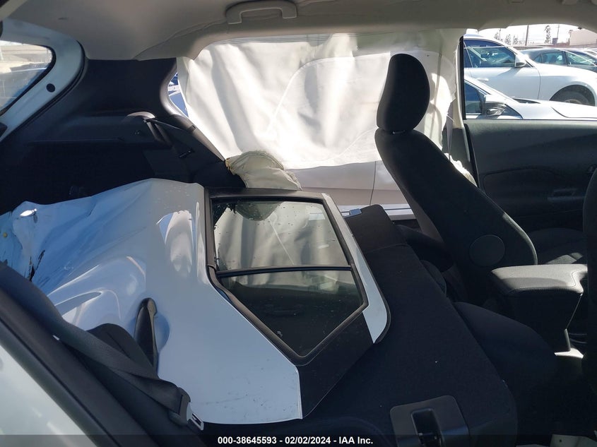 2023 NISSAN KICKS 1.6L I4   N(VIN: 3N1CP5BV6PL560328