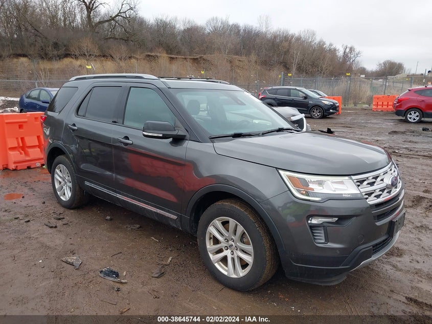 FORD EXPLORER XLT 2018