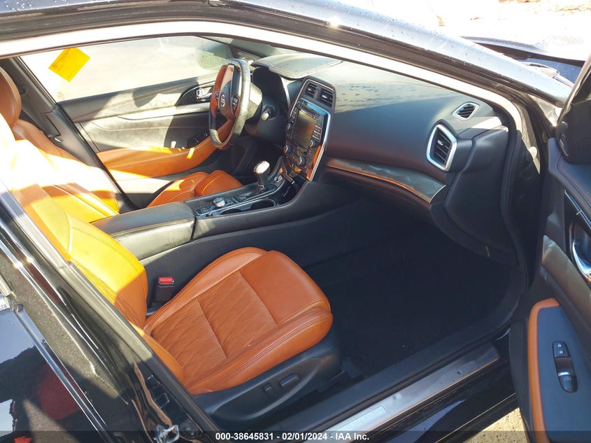 2019 NISSAN MAXIMA VIN: 1N4AA6AV8KC362681