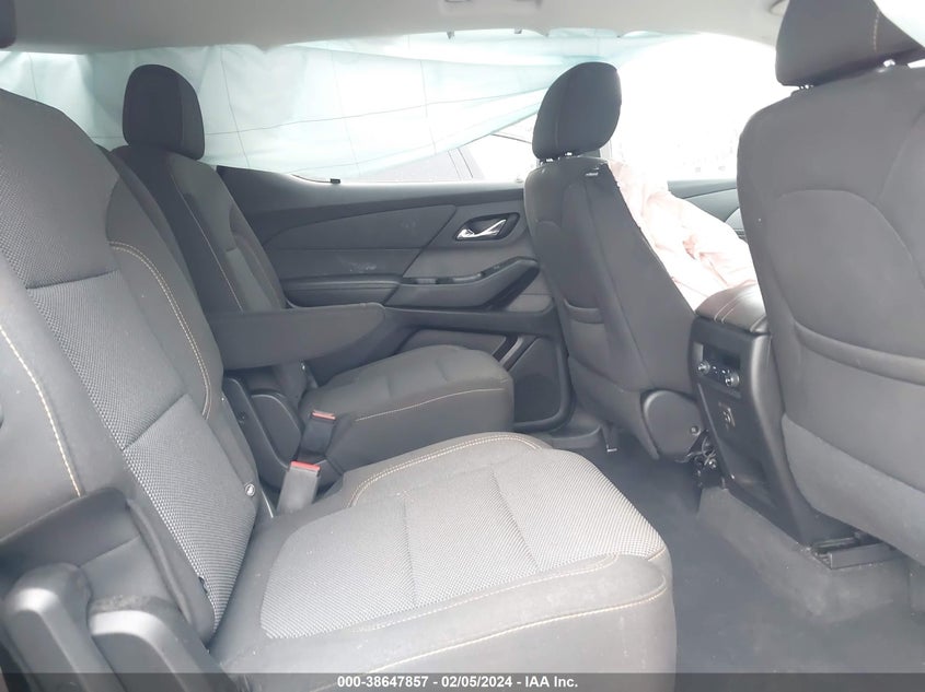 VIN 1GNERGKW4KJ276319 2019 CHEVROLET TRAVERSE 1LT