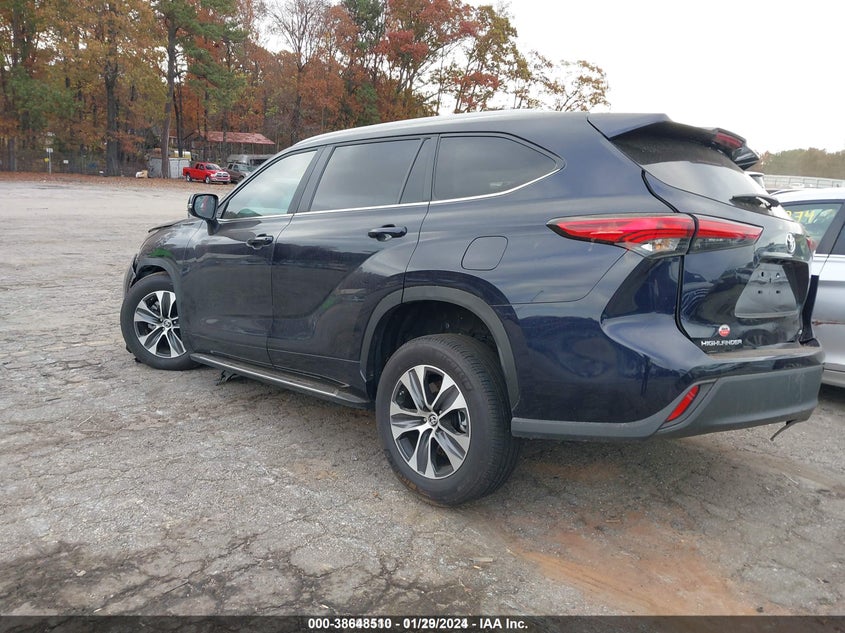 2023 TOYOTA HIGHLANDER auction photo 3