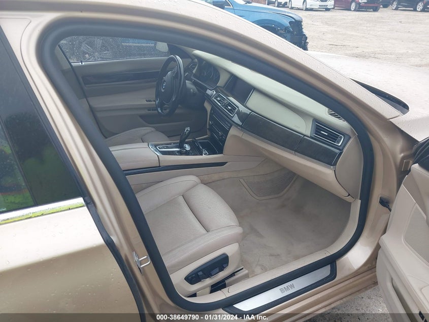 2013 BMW 750LI - WBAYE8C52DDE22182