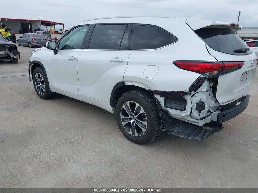 2022 TOYOTA HIGHLANDER VIN: 5TDGZRAH2NS545019