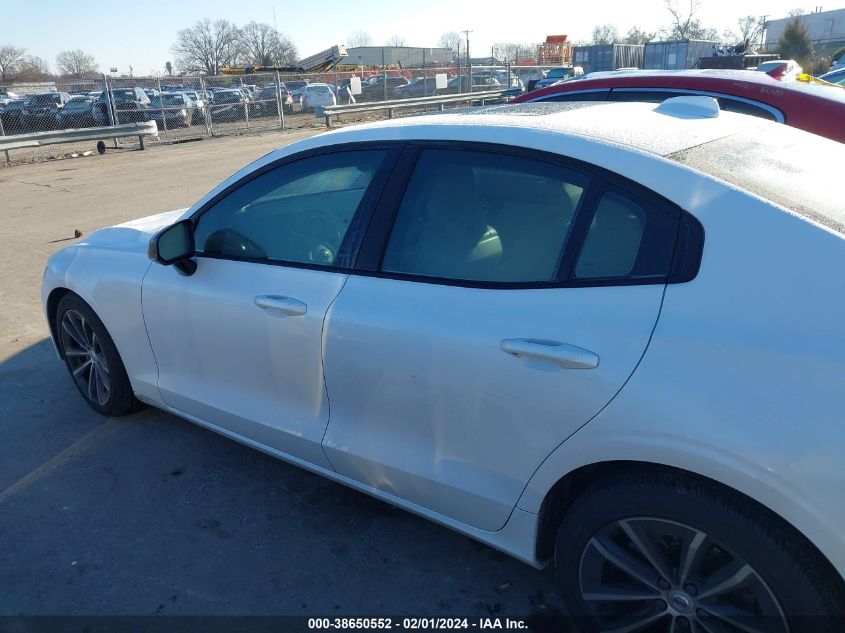 7JR102TZ1MG108748 2021 Volvo S60 T5 Momentum