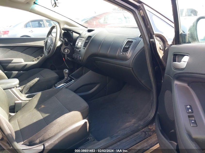 2018 KIA FORTE LX - 3KPFK4A70JE249852