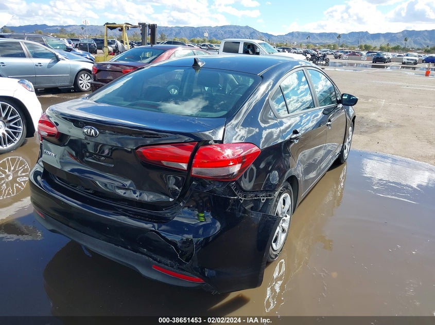 2018 KIA FORTE LX - 3KPFK4A70JE249852