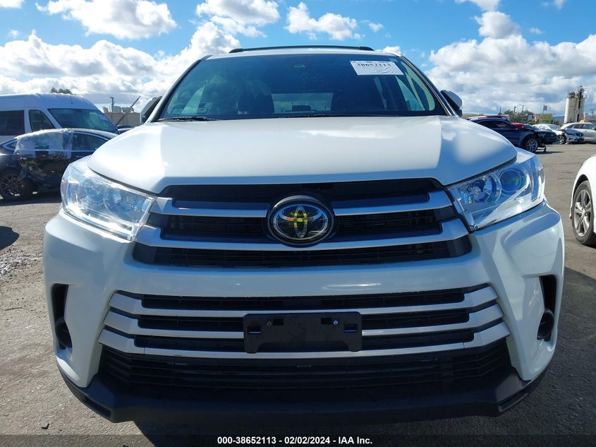 2019 TOYOTA HIGHLANDER VIN: 5TDZARFH8KS045628