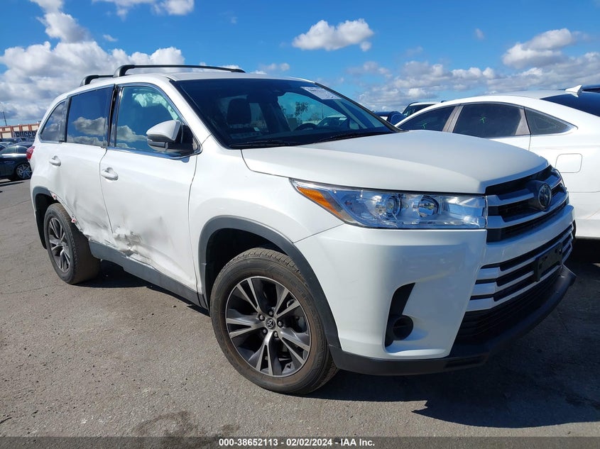 2019 TOYOTA HIGHLANDER VIN: 5TDZARFH8KS045628