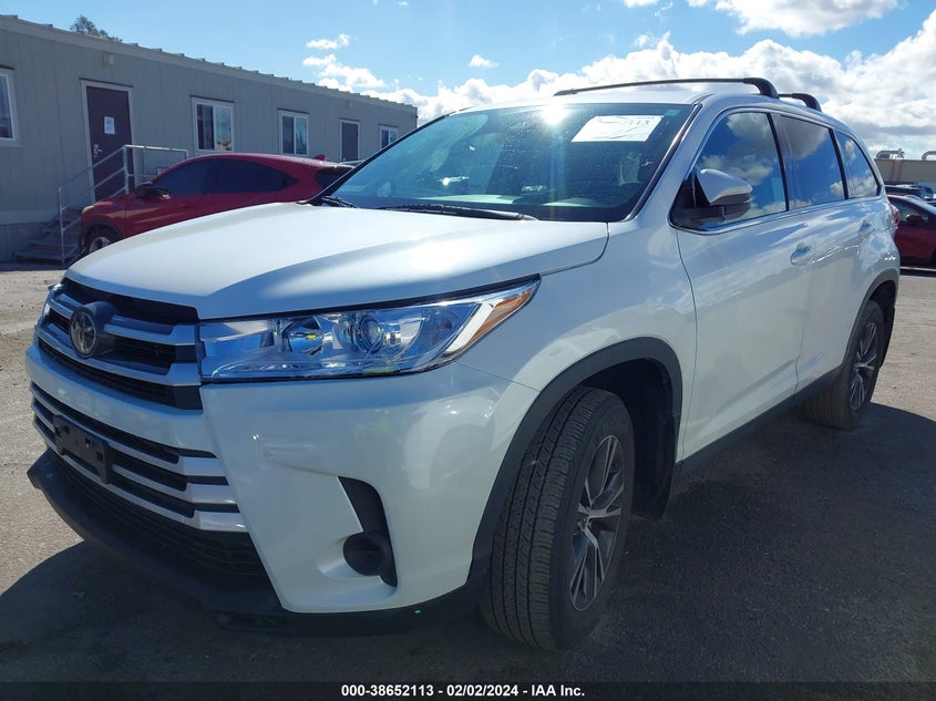 2019 TOYOTA HIGHLANDER VIN: 5TDZARFH8KS045628