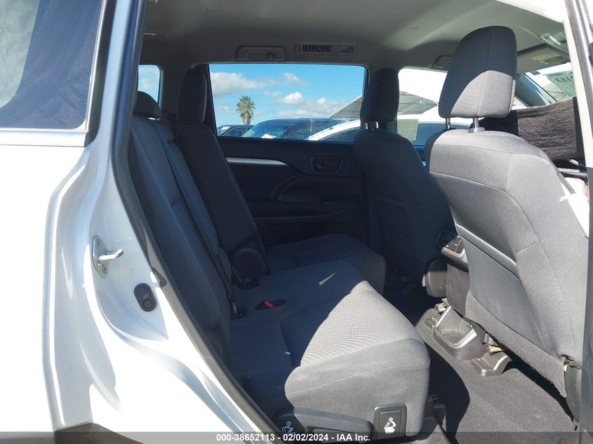 2019 TOYOTA HIGHLANDER VIN: 5TDZARFH8KS045628