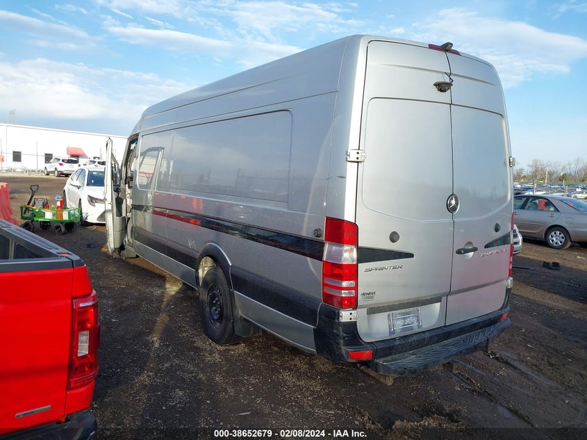 2015 Mercedes-Benz Sprinter 2500 High Roof VIN: WD3PE8CC2F5989347 Lot: 38652679
