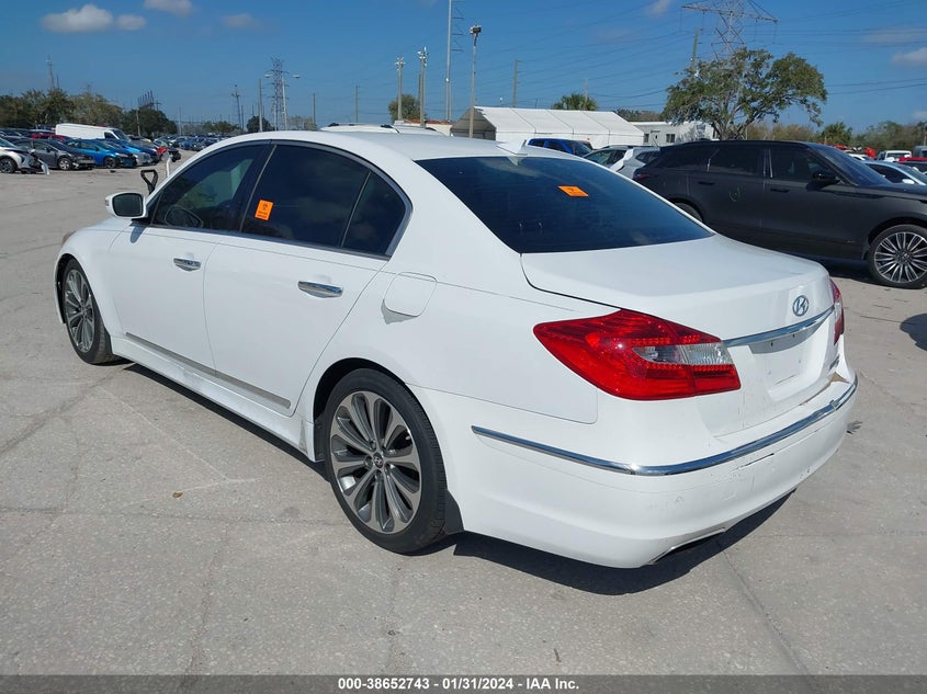 2013 Hyundai Genesis 5.0 R-Spec VIN: KMHGC4DH2DU257958 Lot: 38652743