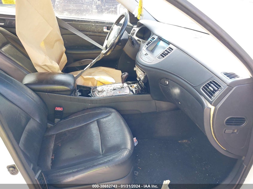 2013 Hyundai Genesis 5.0 R-Spec VIN: KMHGC4DH2DU257958 Lot: 38652743