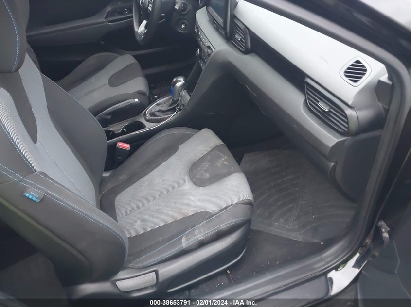 2019 Hyundai Veloster 2.0 VIN: KMHTG6AF4KU006549 Lot: 38653791