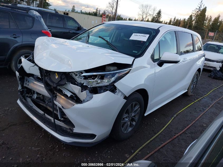 5TDKRKEC9PS156462 2023 TOYOTA SIENNA, photo no. 2