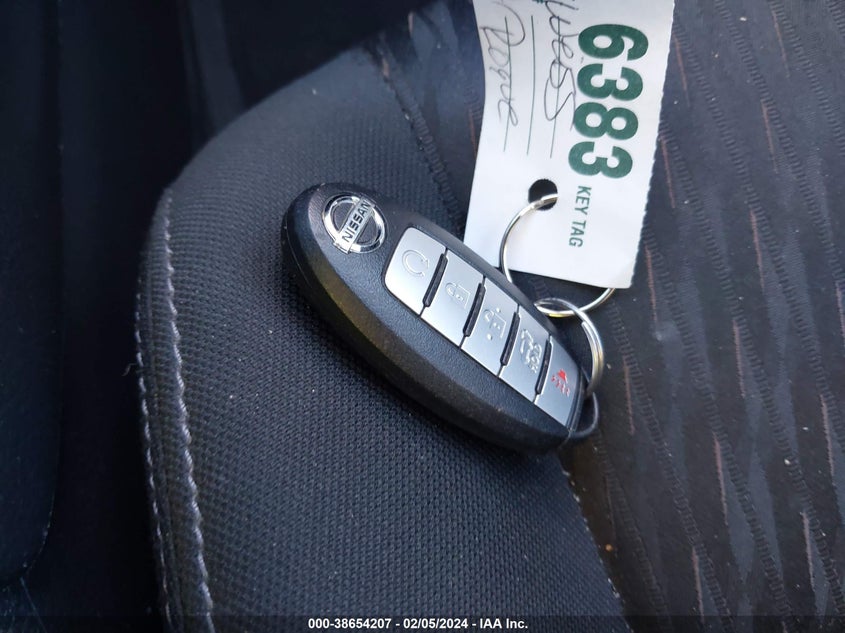 2018 NISSAN ROGUE SV - KNMAT2MV1JP621799