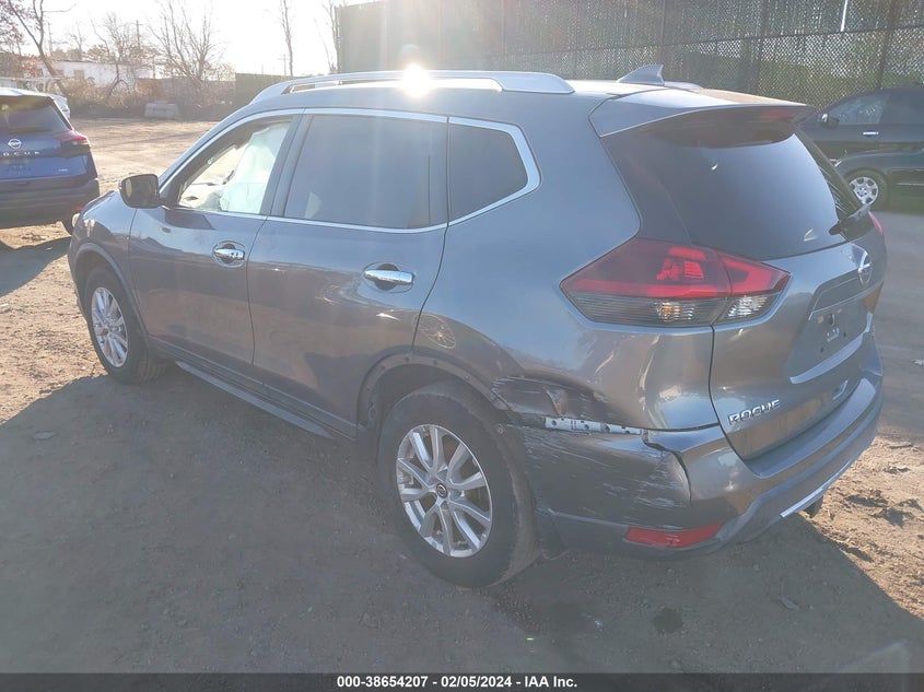 2018 NISSAN ROGUE SV - KNMAT2MV1JP621799